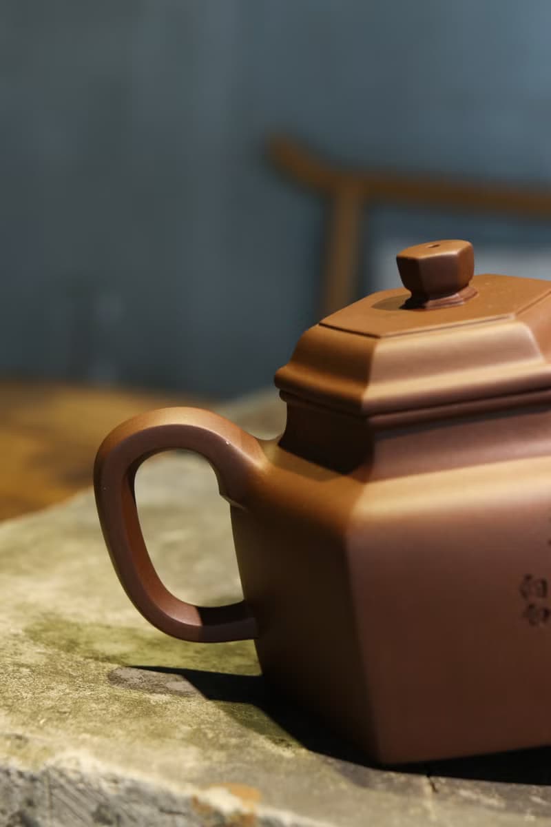 送禮紫砂壺茶壺六方德钟   底槽清 300ml 李爽手工制作   整器磊