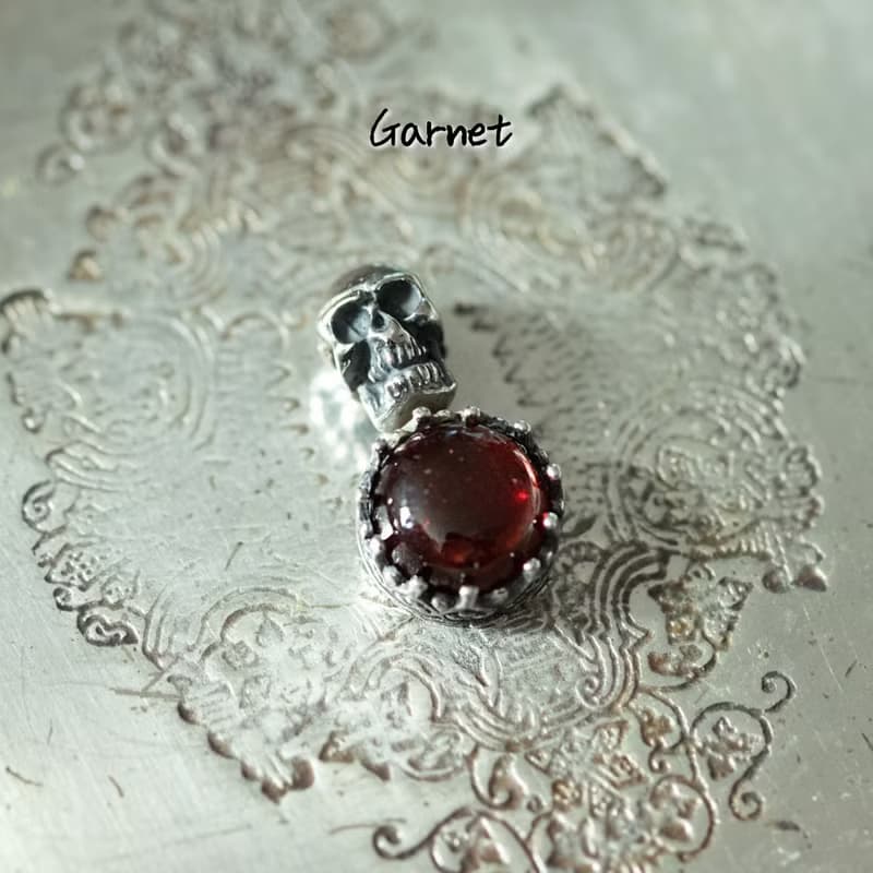 Gemstone Skull Silver Pendant Necklace