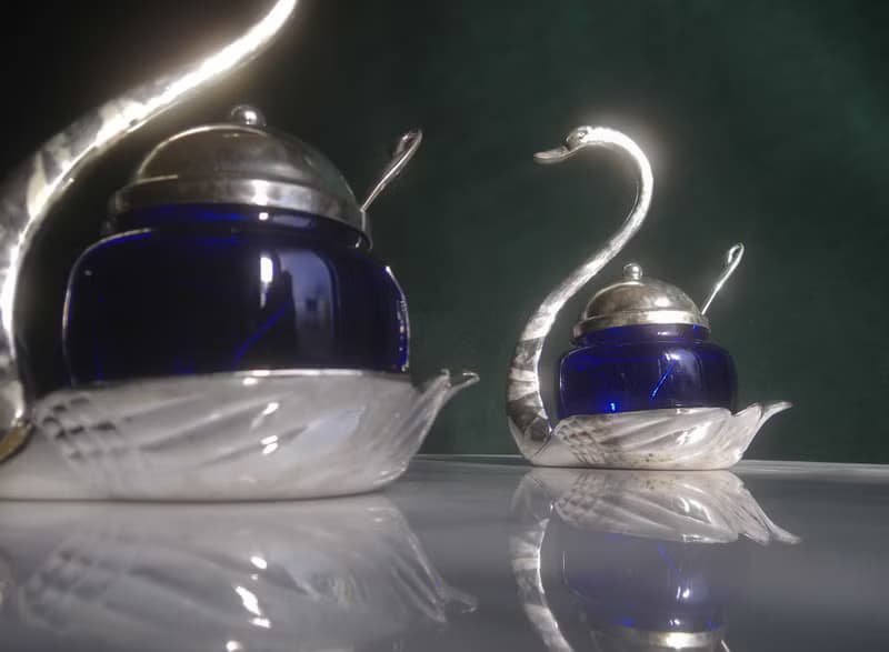 【老時光 OLD-TIME】早期二手國外進口鍍銀藍色玻璃調料器組