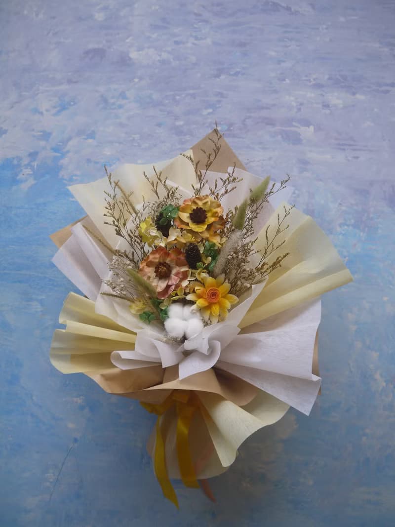 追分成功.陽光黃色系.乾燥花.永生花.情人節.生日.畢業花束