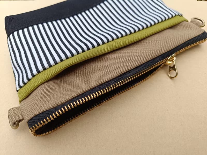 手拿包 Lovely Canvas Pouch and Crossbody, Striped Design 化妝包 /收納袋