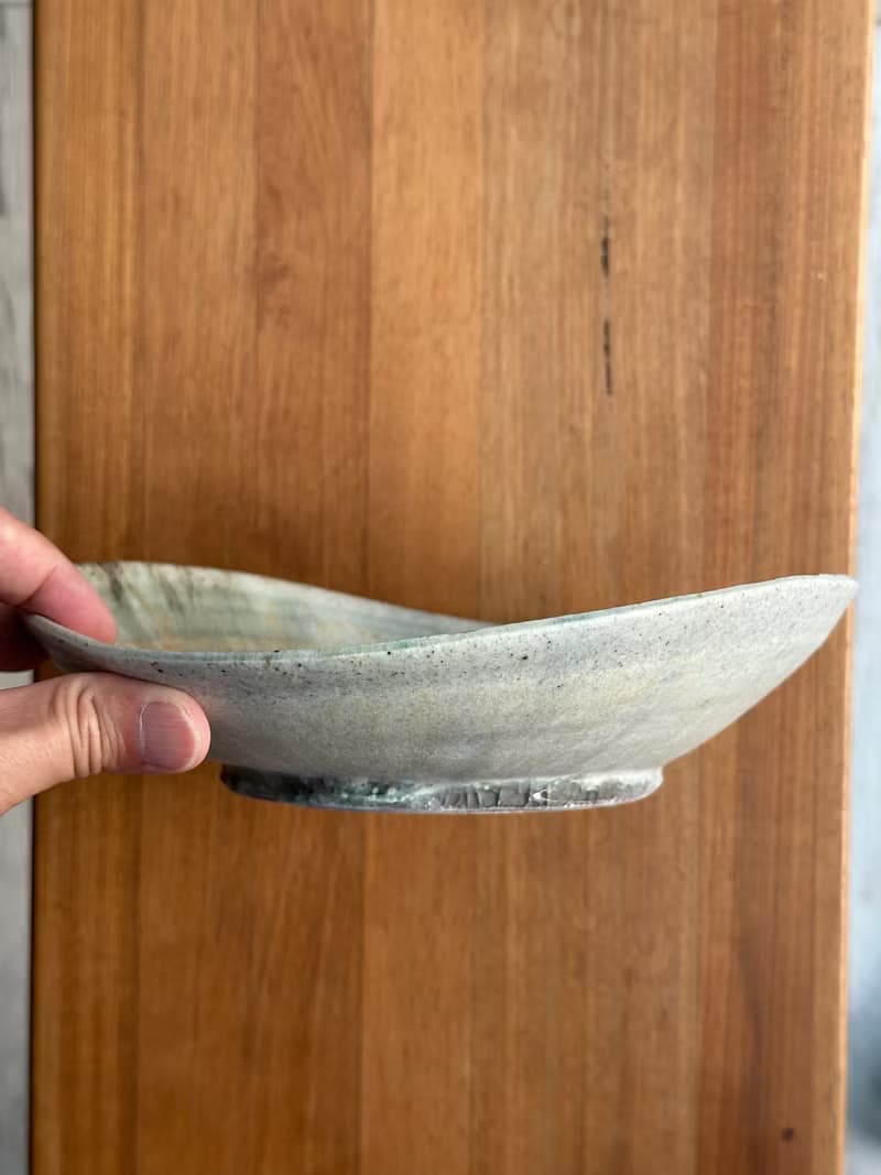 流動灰釉橢圓深盤