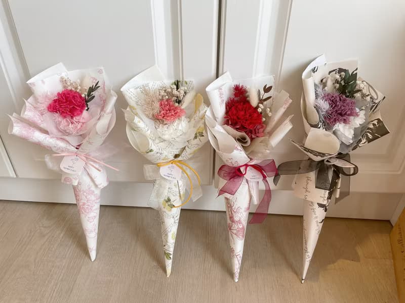 現貨/永生康乃馨/康乃馨甜筒花束/韓式花束/韓式康乃馨/母親節花