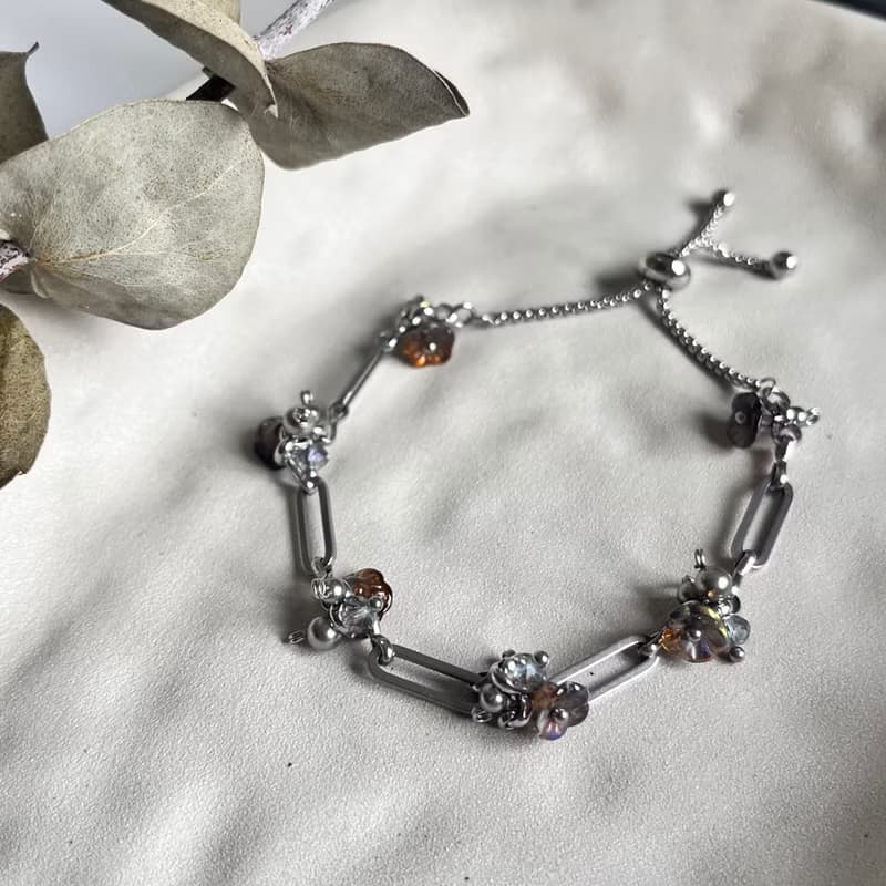 Blossom 繁花水晶花朵手鍊(鐵鏽)  不鏽鋼伸縮調節手鍊