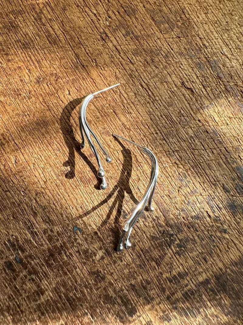 手作銀飾— 晨露  線型銀珠耳環 925純銀耳針式耳環 純銀手作耳環