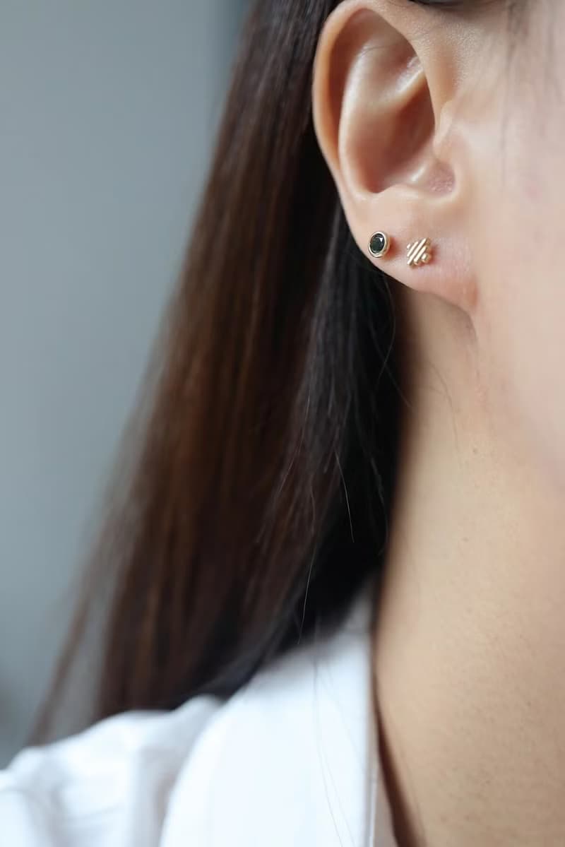 14K Black CZ Piercing 黑包金鎖珠耳環耳骨 耳窩 不退色