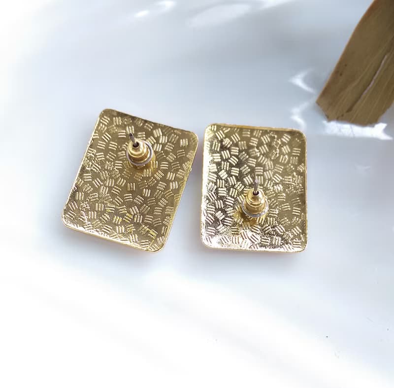 【西洋古董飾品 】早期台灣製 景泰藍-紅色調 長方花卉 針式耳環