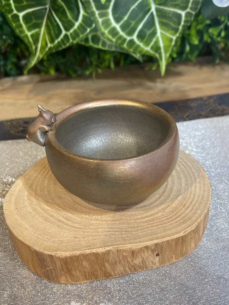 手捏兔子柴燒杯