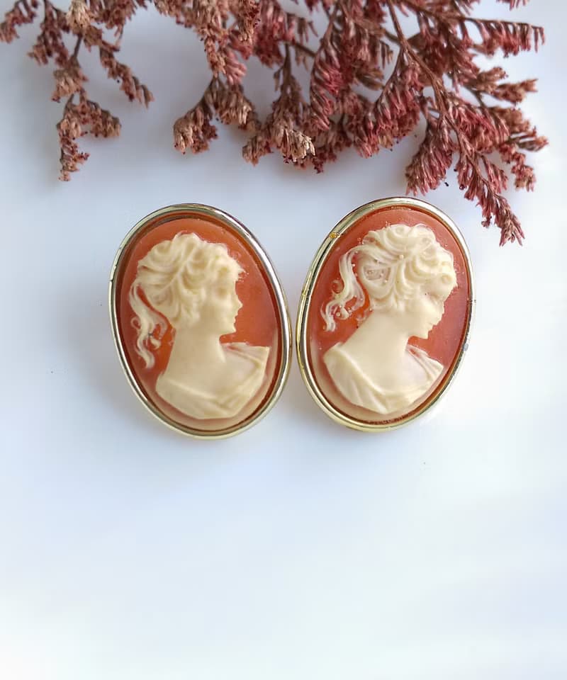 Vintage Jewelry 西洋古董飾品 CAMEO 古典簡約 針式耳環