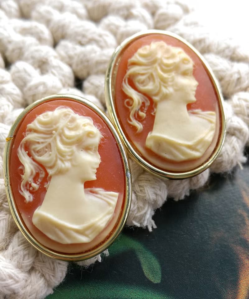 Vintage Jewelry 西洋古董飾品 CAMEO 古典簡約 針式耳環