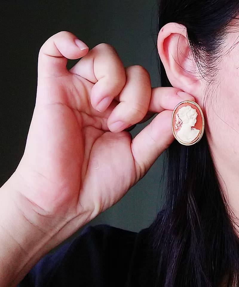 Vintage Jewelry 西洋古董飾品 CAMEO 古典簡約 針式耳環