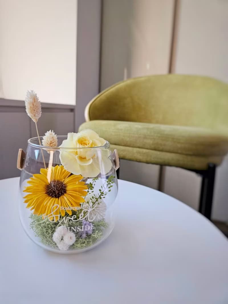 瑕疵花器出清_向日葵玻璃透明皮革提把開幕喬遷永生擴香桌花盆花