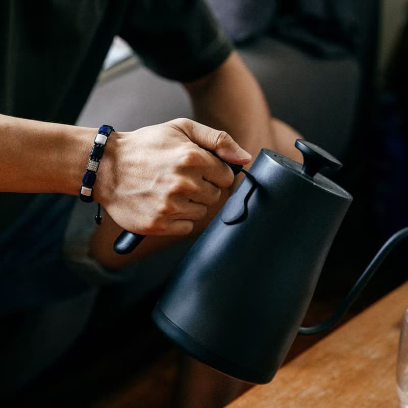 【NOUVELLE】Starry Dance | 青金石。白松石。黑瑪瑙手鏈