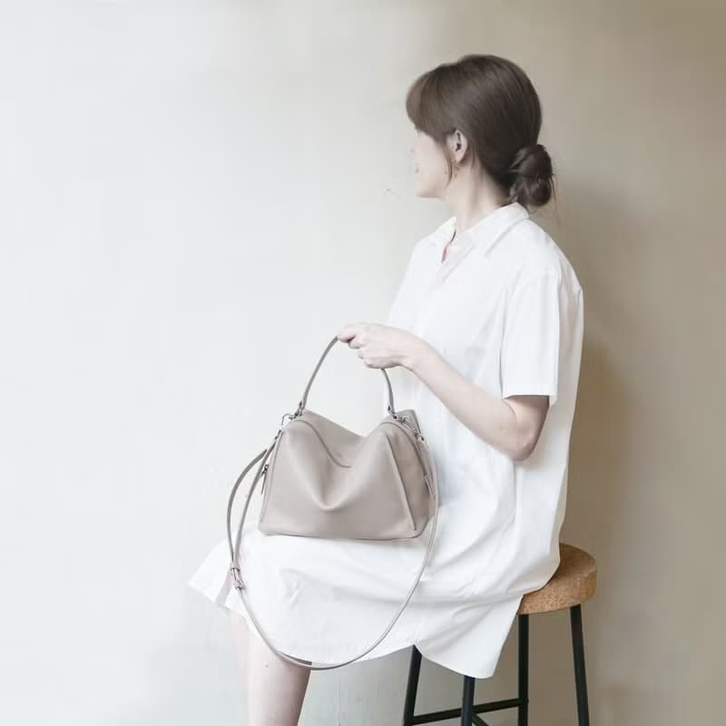 Valley Cube Shoulder Bag雲灰色-側背包/斜背包/真皮包