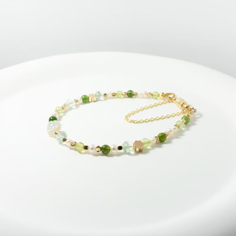 綠色玫瑰花 - 翠幽靈 橄欖石 綠碧璽 白蝶貝 天然石手鍊