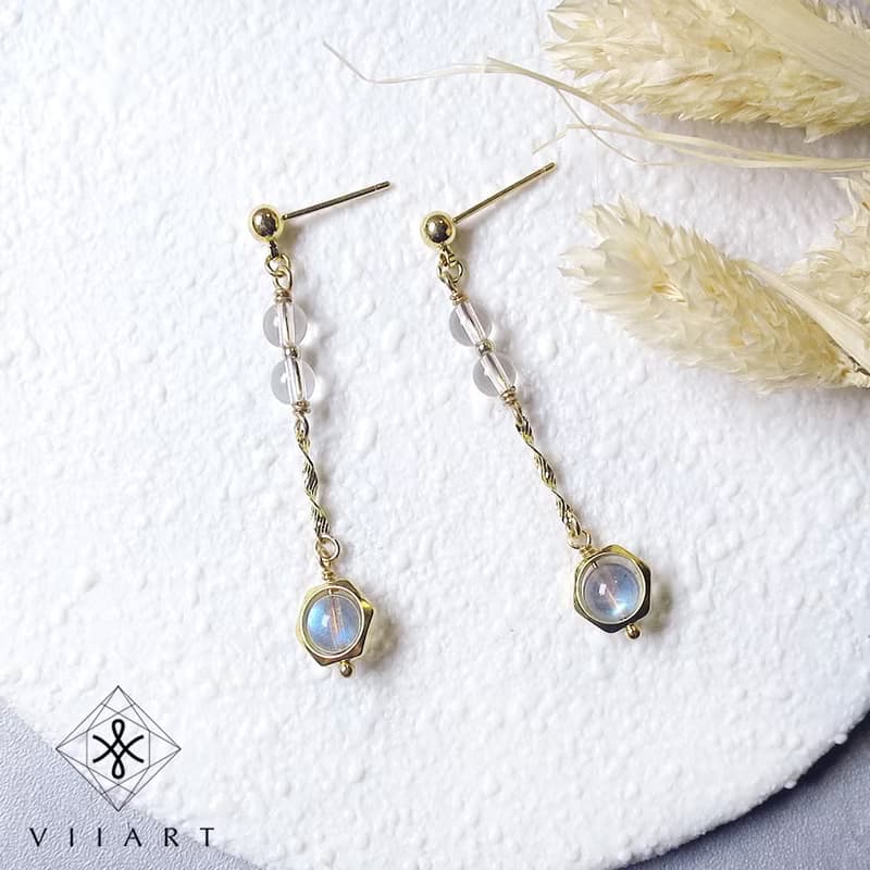 VIIART。清冰。聖誕限定拉長石水晶鍍金耳針耳環