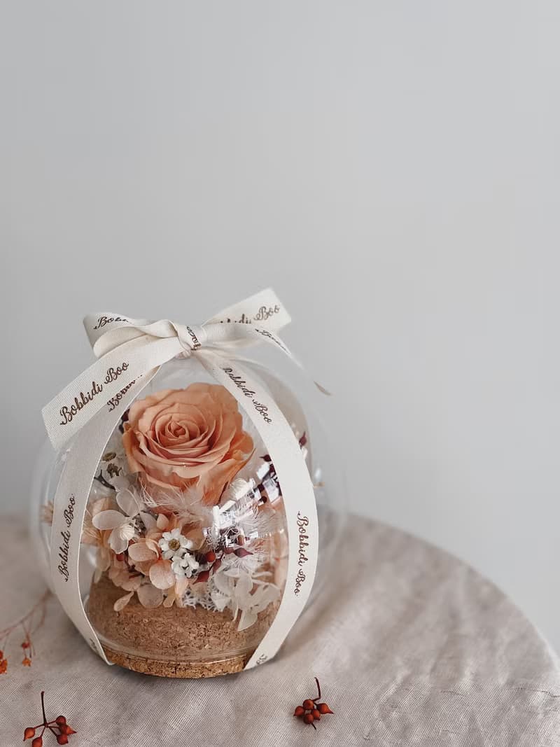 【永生玫瑰花玻璃球】• 情人節禮物/生日禮物/永生花/永生玫瑰花
