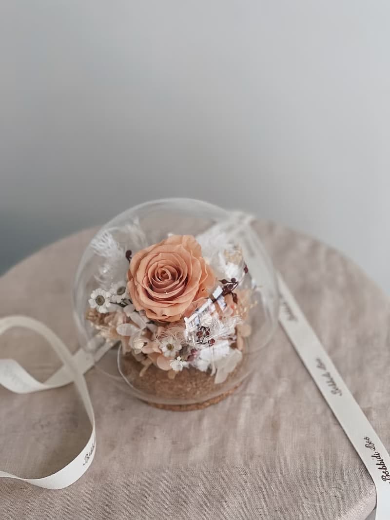 【永生玫瑰花玻璃球】• 情人節禮物/生日禮物/永生花/永生玫瑰花