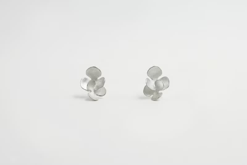 I-Shan13   山茶花瓣耳環 小