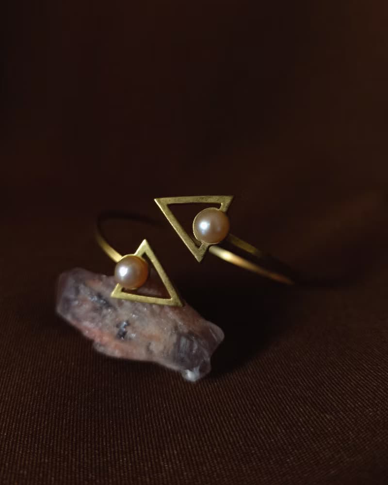 珍珠黃銅手環 / 幾何學