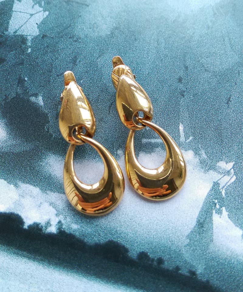 Vintage Jewelry 西洋古董飾品 TRIFARI 金色調 經典 夾式耳環
