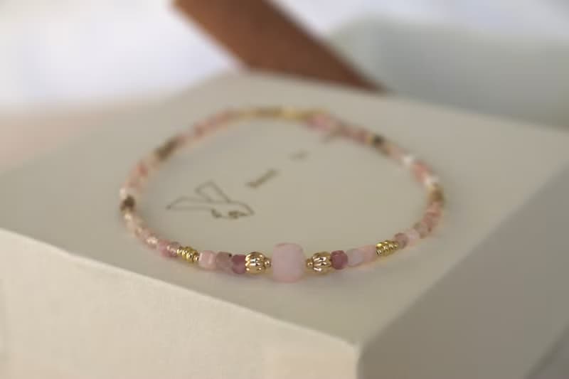 手鍊 粉紅澳寶 草莓晶 天然石 - 休息一下 -