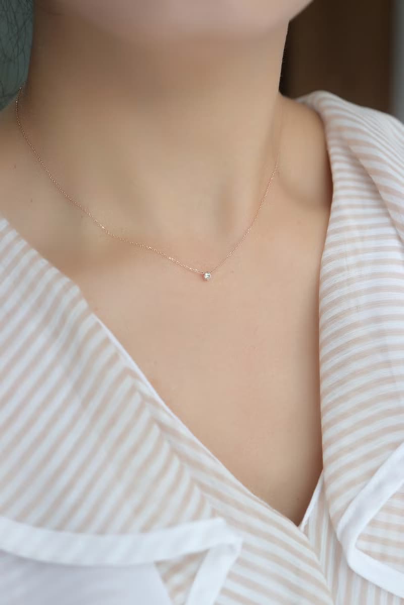 純18K Tint Diamond Necklace 0.10 ct 六爪簡約鑽石項鍊