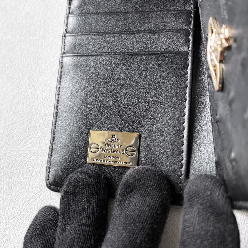 Vintage Vivienne Westwood 黑色鴕鳥壓紋口金短夾