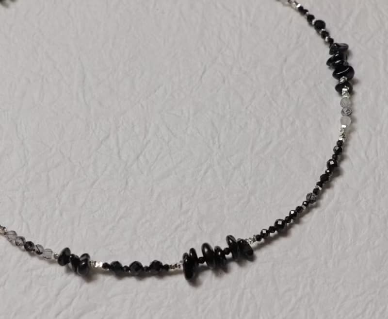 Spinel necklace—漫漫夏夜 I 天然礦石項鍊