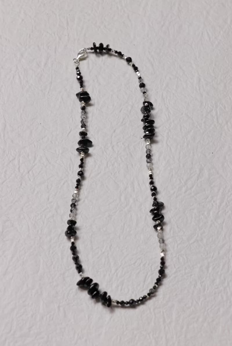 Spinel necklace—漫漫夏夜 I 天然礦石項鍊