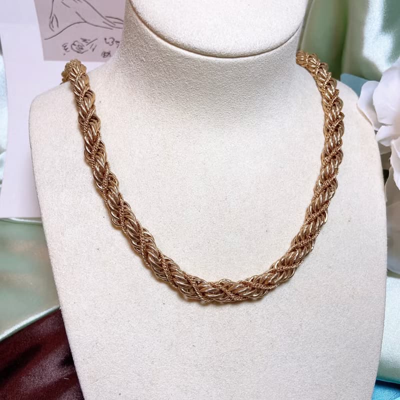 【西洋古董飾品】MONET 個性K金錯綜古巴項鍊  交錯製作花樣 項鍊
