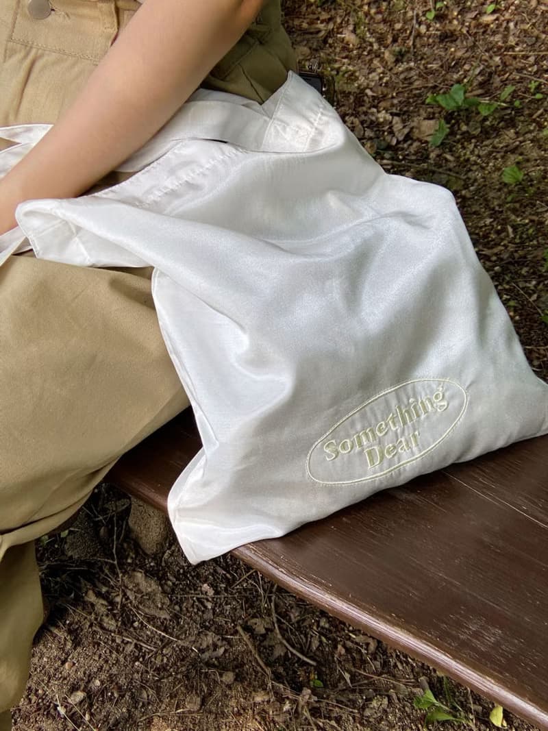 Embroidered Logo Eco Bag – Lightweight & Foldable | White / Blue / Green