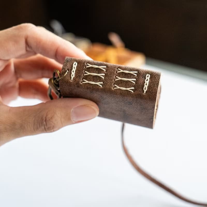 鑰匙鏈 Mini Book Keychain