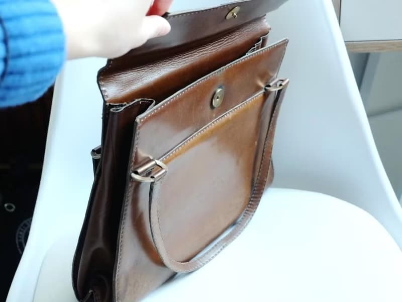 法國復古啡色小牛皮手提袋