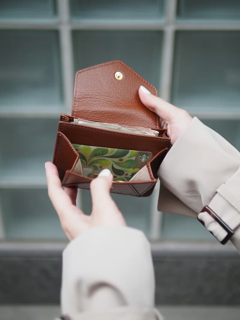 Daily (Chocolate) : Mini wallet, short wallet, cow leather, Brown