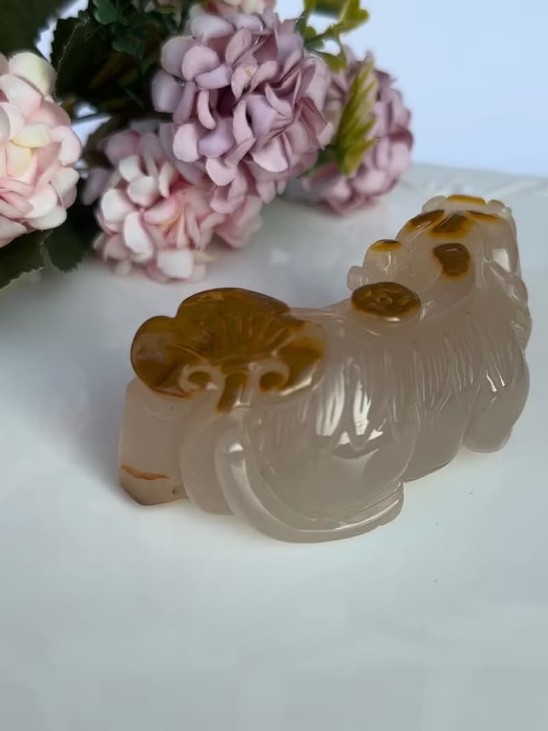 心忱-天然俏色瑪瑙巧雕貔貅擺件 開店禮物 新居禮物 新年禮物