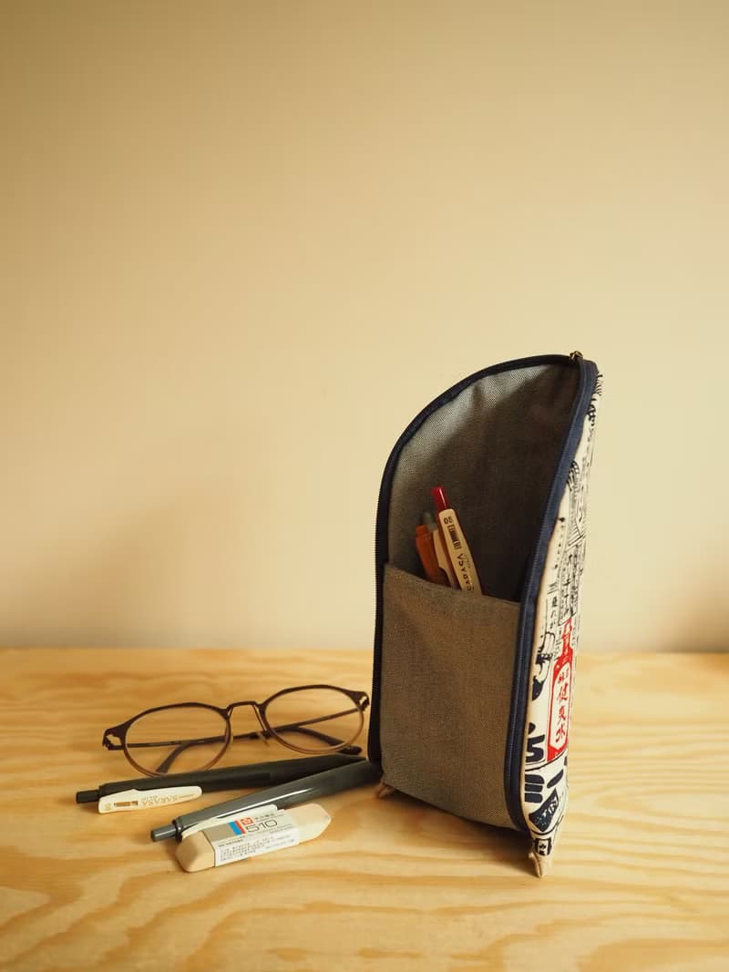 英國製作 懷舊日本海報直立式筆袋 眼鏡袋 餐具袋 化妝袋