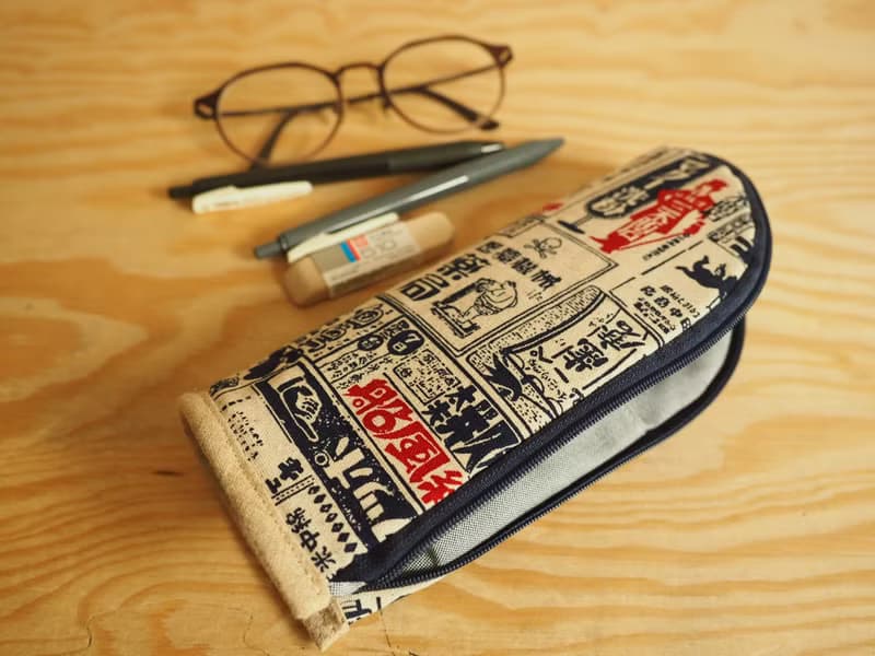 英國製作 懷舊日本海報直立式筆袋 眼鏡袋 餐具袋 化妝袋