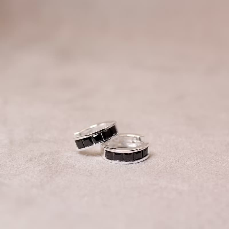 【SWS飾品】黑鋯石純銀圈圈耳環。純銀耳環 易扣耳環耳扣