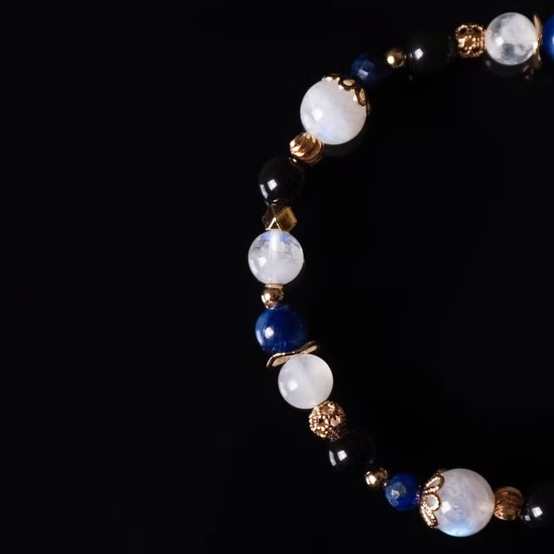 星海微光 // 月光石藍晶石黑曜石 手鍊 // 內在平靜 淨化負能量