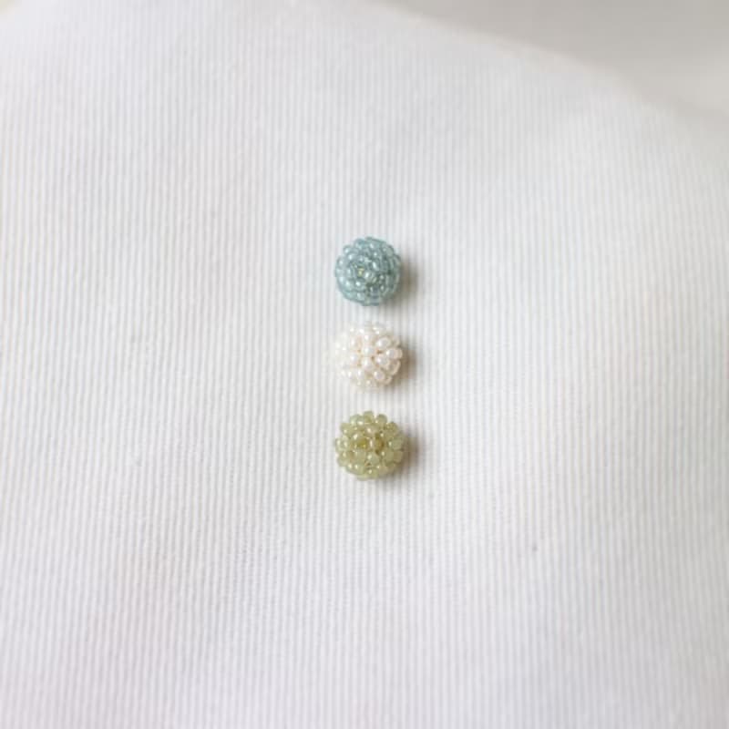 串珠耳飾_金平糖/橄欖綠/beading earrings