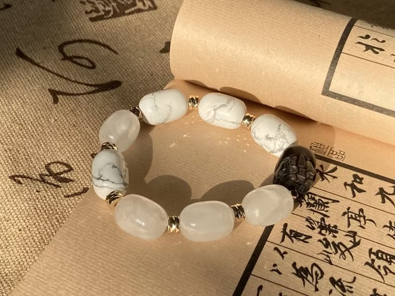 【漫天半生雪。中性手鏈】白松石、白水晶、銀曜石|925純銀、貔貅