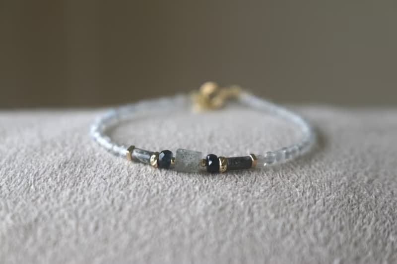 手鍊 光譜石 藍寶石 天然石 - 滿足 -