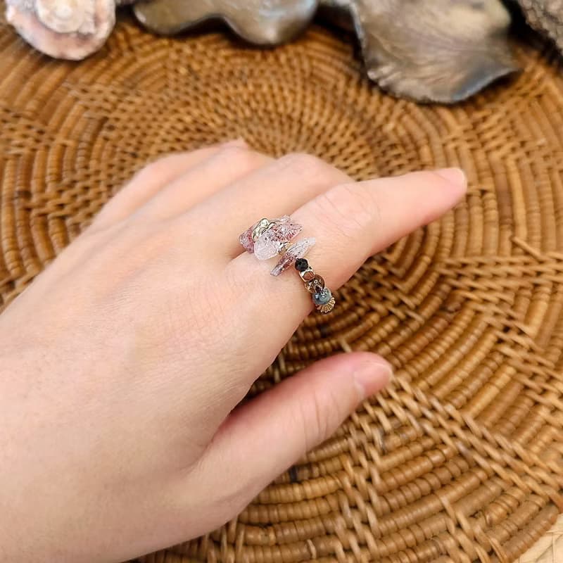 女神の光 | 草莓超七 | 血滴堇青石 | 茶晶 | 安德森長石 | 黑尖