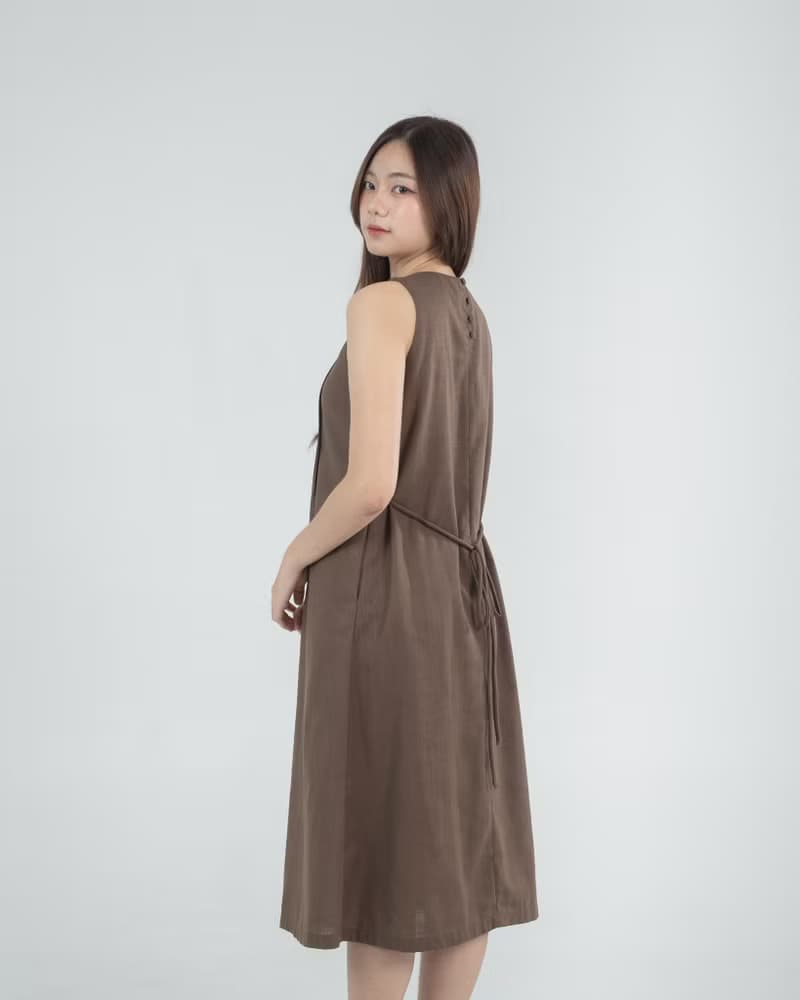 巧克力棕前摺亞麻麻纖混紡寬鬆洋裝