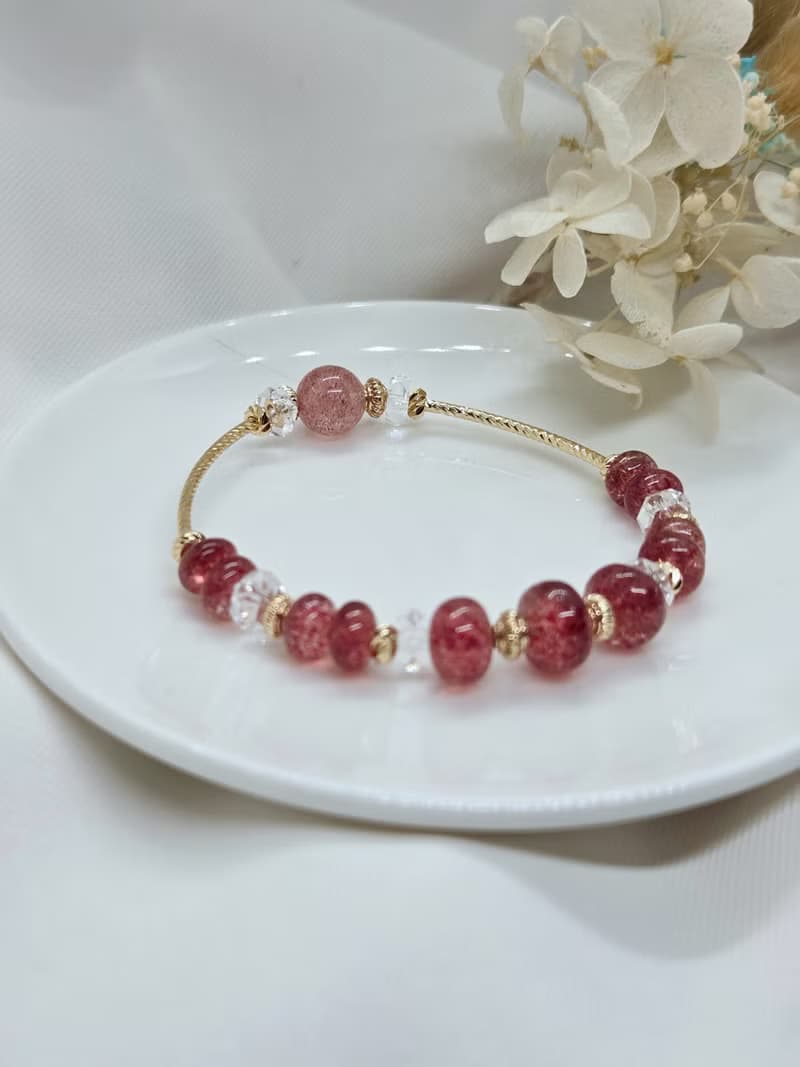 微笑莓果 草莓晶 白水晶 天然石手鍊