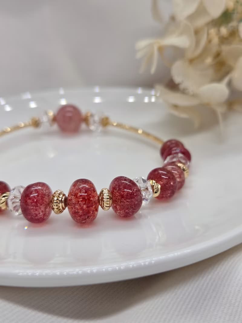 微笑莓果 草莓晶 白水晶 天然石手鍊