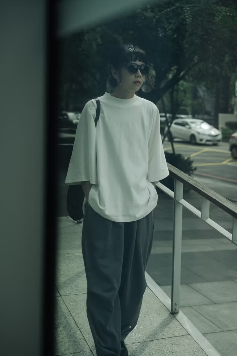 超質感小高領寬鬆上衣 中性身形友善 - 2色