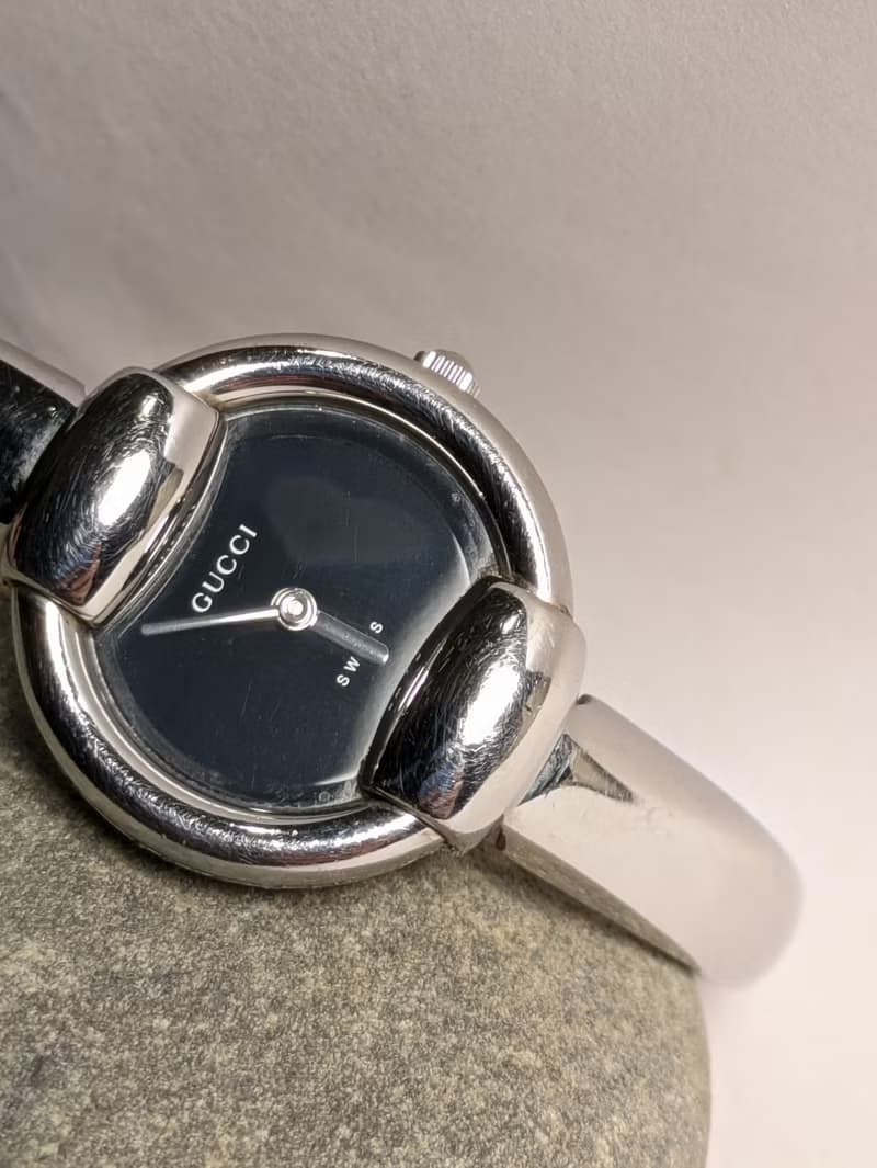 GUCCI vintage quartz watch 黑色盤手環式古董石英錶