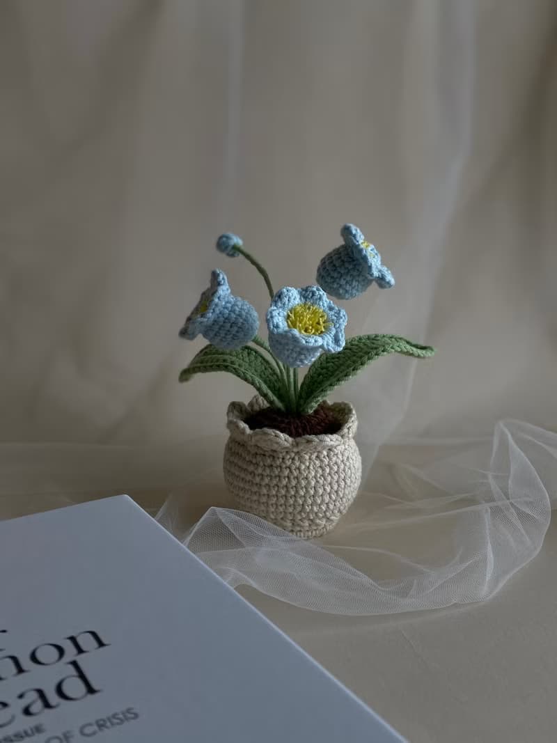 ZHII studio 手工盆花禮盒 - 鈴蘭花 針織花盆